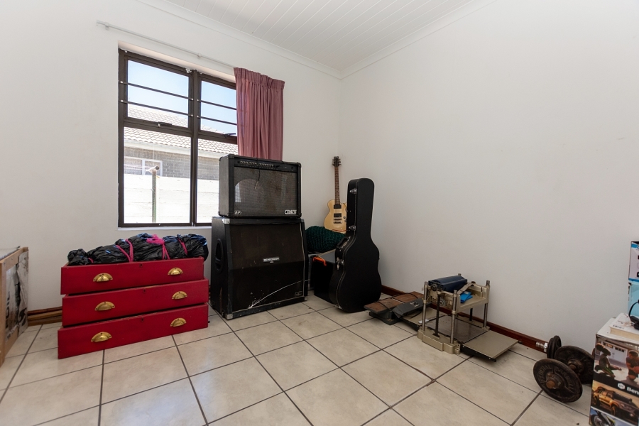 3 Bedroom Property for Sale in Laaiplek Western Cape